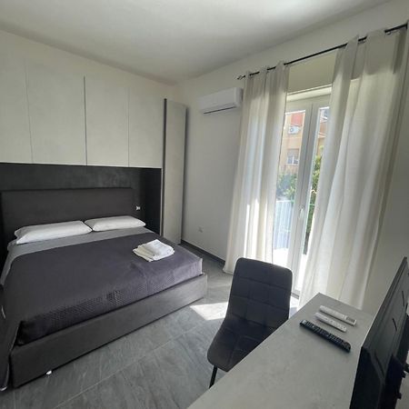 Leos Rooms กัลตานิสเซตตา ภายนอก รูปภาพ