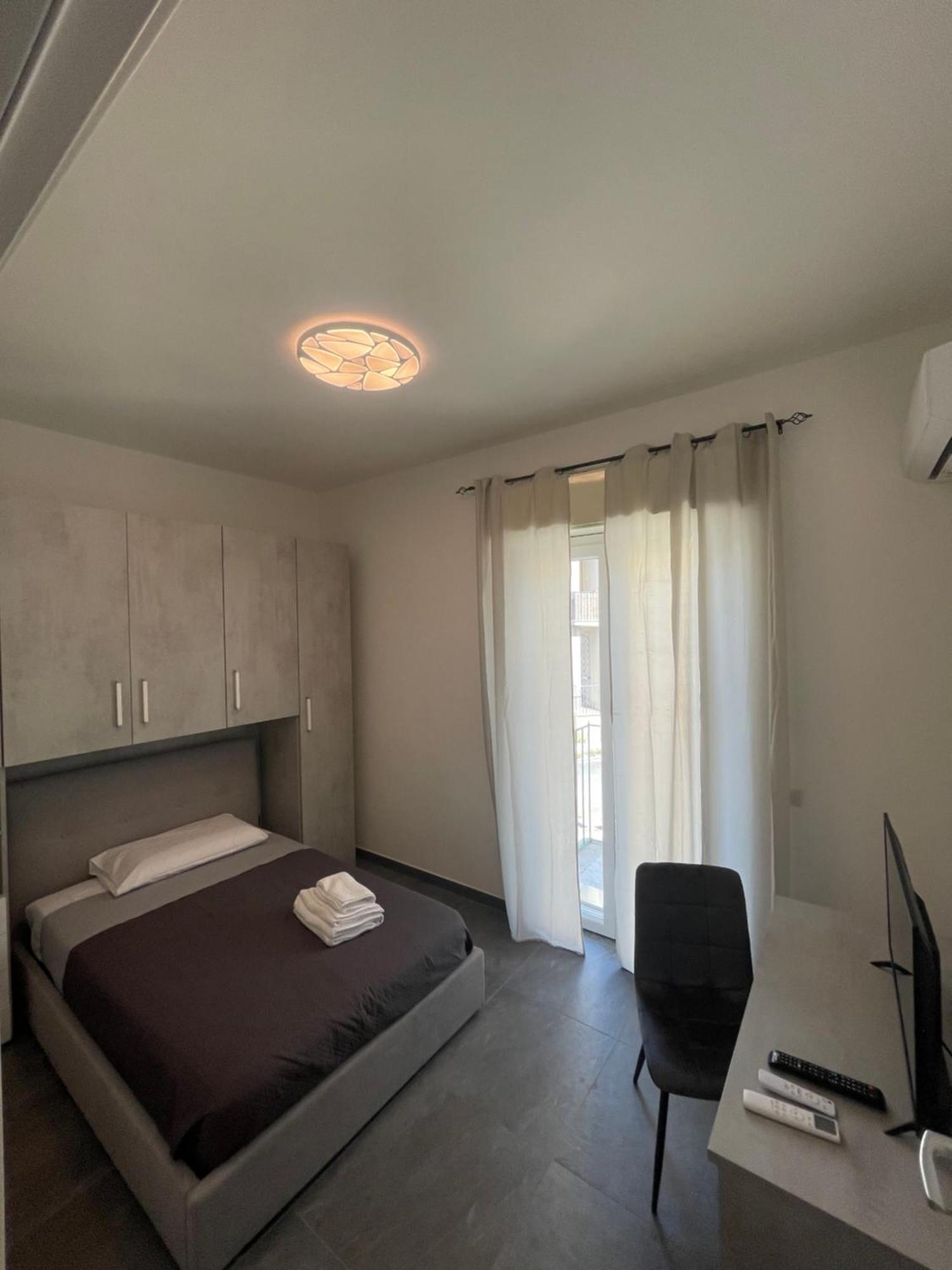 Leos Rooms กัลตานิสเซตตา ภายนอก รูปภาพ